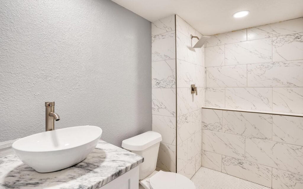 Bathtubs and Showers