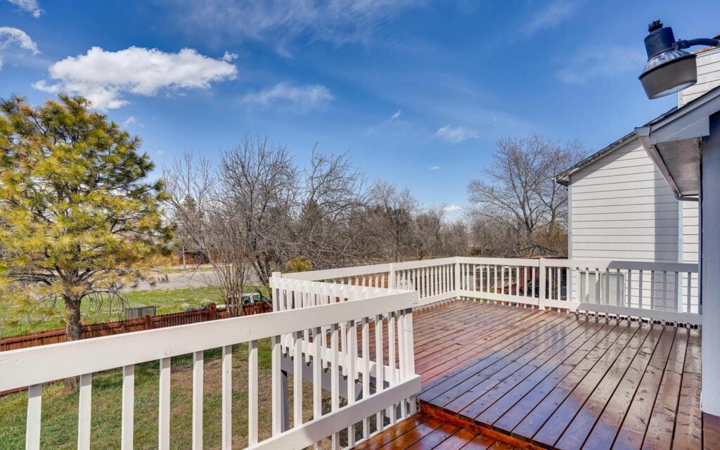 custom decks for homeowners