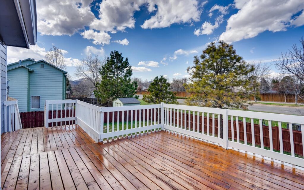 deck building and siding services